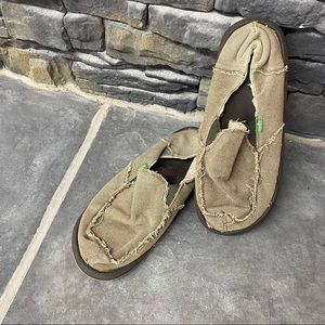 Sanuk Slip Ons